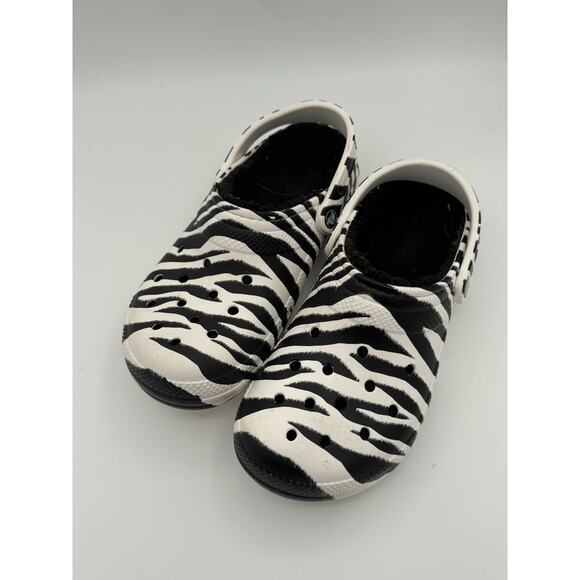Crocs insulated shoes sandals M8 W10 zebra - Picture 1 of 4